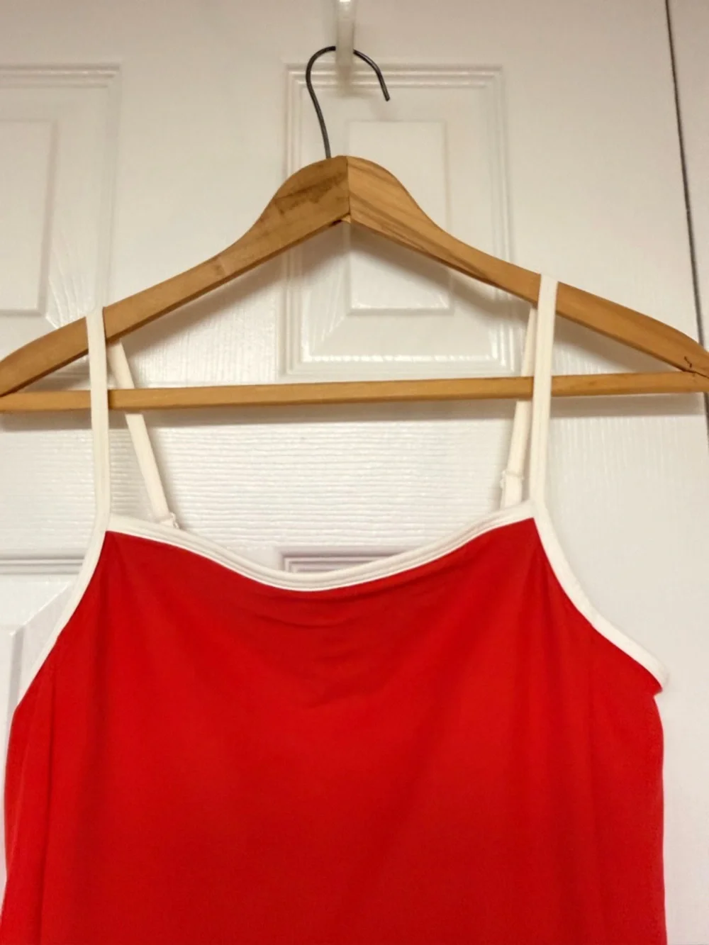 Old Navy PowerSoft Athletic Dress M Red Built In Shorts Tennis Pickleball Go Dry - Picture 6 of 14